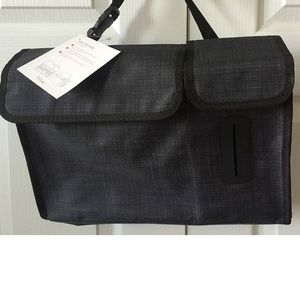 NWT Thirty-One Pack n Pull Caddy Black Cross A33